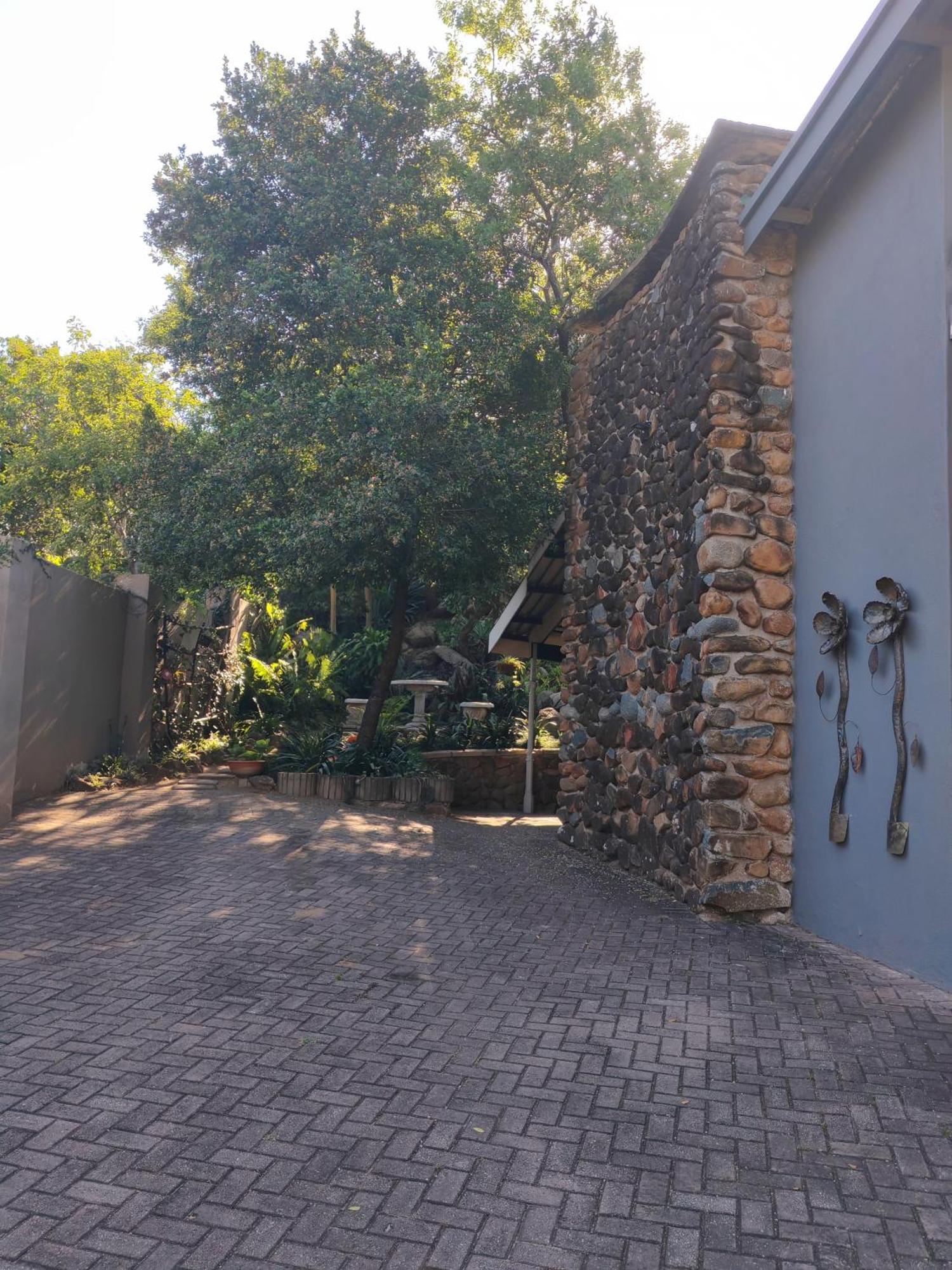 Arend Cottage Mbombela Exterior foto
